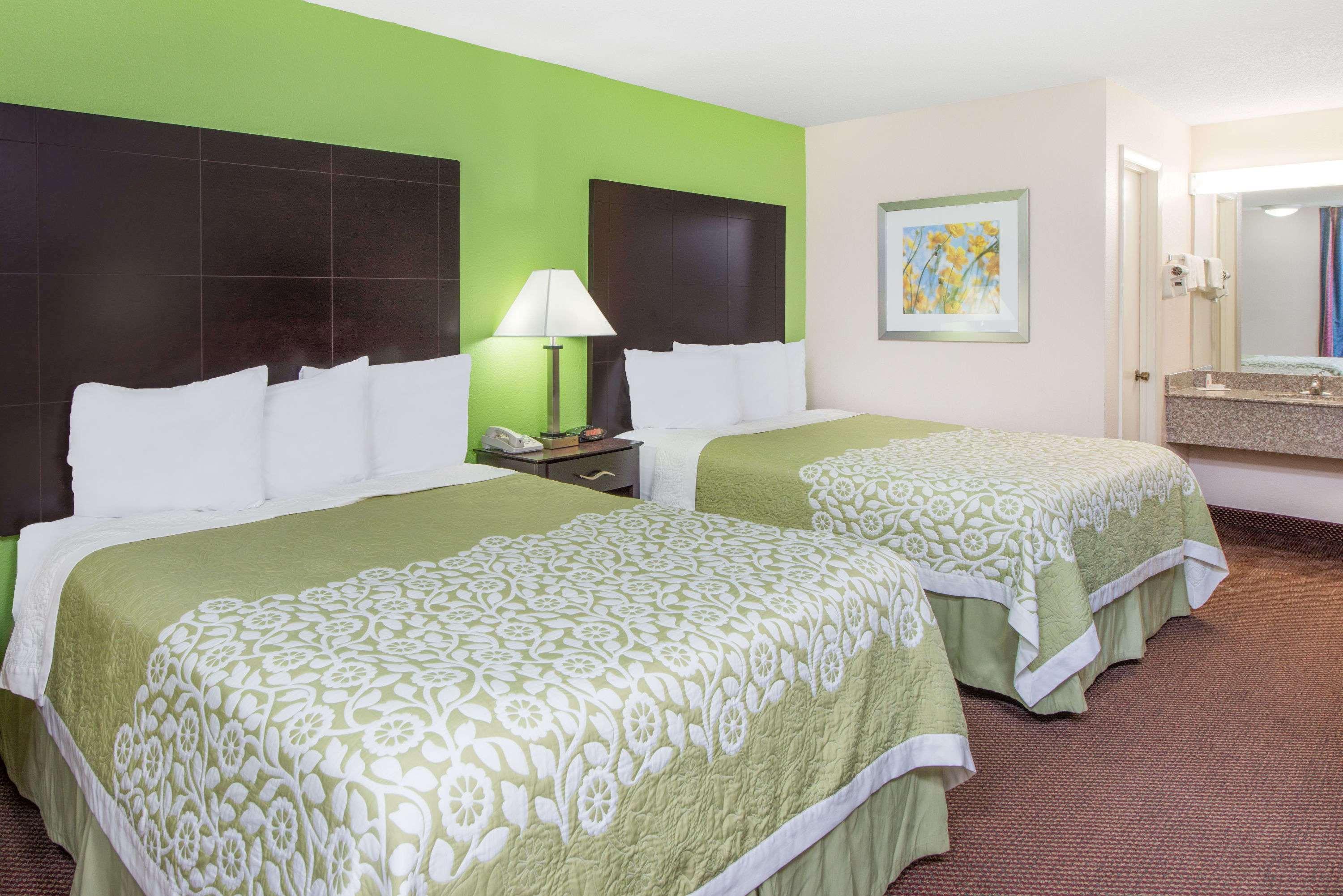 Days Inn By Wyndham Calvert City - Paducah East Exteriér fotografie