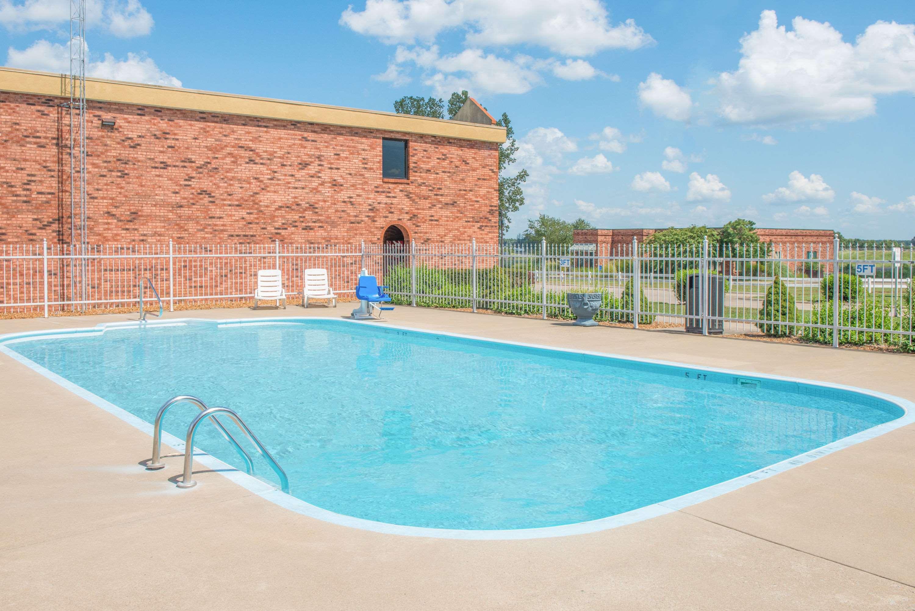 Days Inn By Wyndham Calvert City - Paducah East Exteriér fotografie